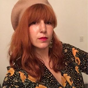Meet your Posher, Ella